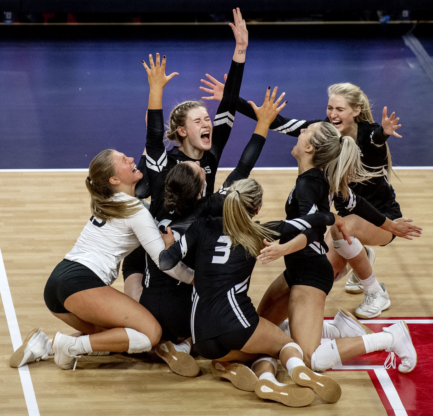Omaha Skutt vs. Omaha Duchesne, 11.9